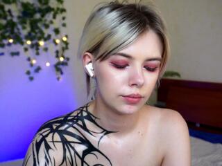 Odelyna Curless flirt4free stream image