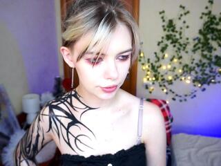 Odelyna Curless flirt4free stream image