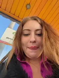 AndreaMood stripchat stream image