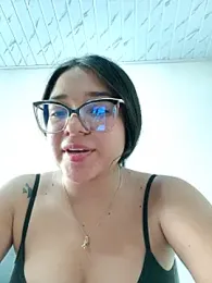 -VICKKY stripchat stream image