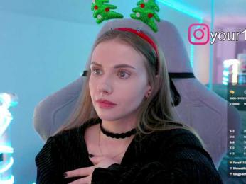 VikkiExtraCheese bongacams stream image, 31.12.2025 21:00