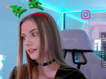 VikkiExtraCheese bongacams stream image, 31.12.2025 21:00