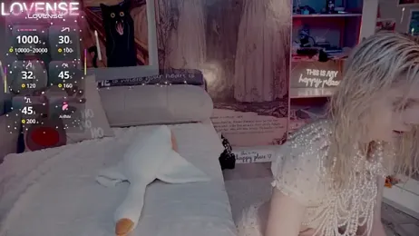 Careful_i_bite stripchat stream image