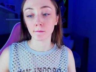 lexi-split camsoda stream image, 04.01.2026 01:00