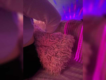 Sugarbaby33 bongacams stream image