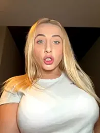 Strongqueen stripchat stream image, 04.01.2026 16:50