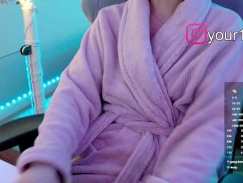 VikkiExtraCheese bongacams stream image, 07.01.2026 20:50