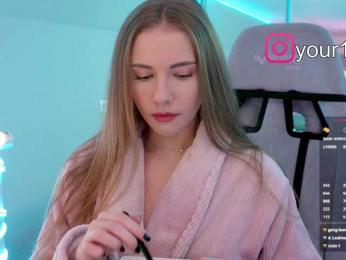 VikkiExtraCheese bongacams stream image, 07.01.2026 20:50