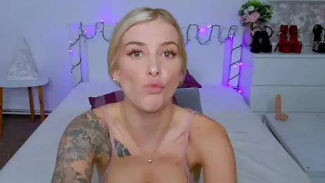 Lia_Benini stripchat stream image