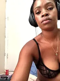 LuciousLips96 stripchat stream image