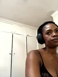 LuciousLips96 stripchat stream image