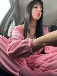 JulliaVegas stripchat stream image