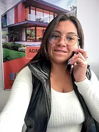 LIZ-06_ stripchat stream image