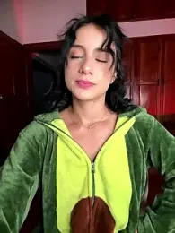 Ale_Lewis stripchat stream image