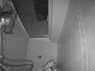 voyeurcam-baileybase-shower camsoda stream image