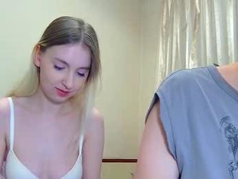 williamandmia chaturbate stream image