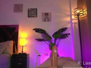 laauura camsoda stream image