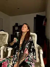 Izy_cute_ stripchat stream image