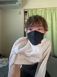 UKI06 stripchat stream image