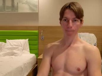 yummyalexxx chaturbate stream image