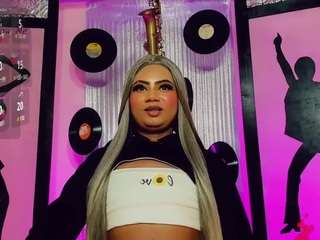 mayka-brunette01 camsoda stream image