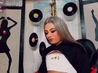 mayka-brunette01 camsoda stream image