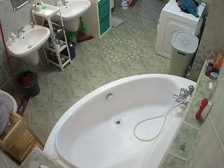 voyeurcam-julmodels-bath-1st-1 camsoda stream image, 14.01.2026 15:30