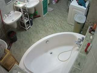 voyeurcam-julmodels-bath-1st-1 camsoda stream image, 14.01.2026 15:30