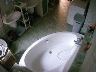voyeurcam-julmodels-bath-1st-1 camsoda stream image, 14.01.2026 15:30