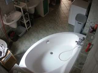 voyeurcam-julmodels-bath-1st-1 camsoda stream image, 14.01.2026 15:30