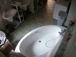 voyeurcam-julmodels-bath-1st-1 camsoda stream image, 14.01.2026 15:30