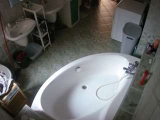 voyeurcam-julmodels-bath-1st-1 camsoda stream image, 14.01.2026 15:30