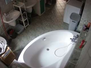 voyeurcam-julmodels-bath-1st-1 camsoda stream image, 14.01.2026 15:30