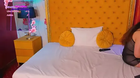 VallerieJones stripchat stream image