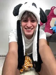 Naim_TheKing stripchat stream image, 25.01.2026 05:50
