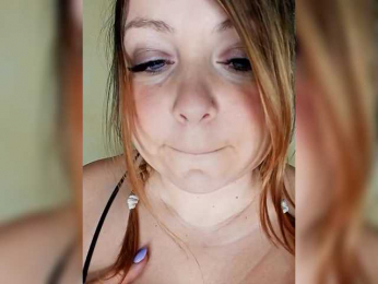 FLUFFY_BEAUTY bongacams stream image