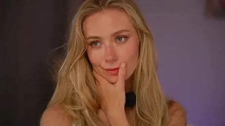 Vika54784 stripchat stream image