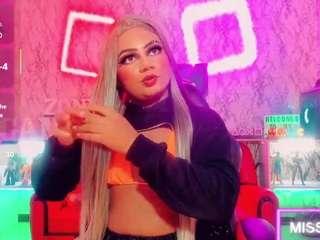 mayka-brunette01 camsoda stream image