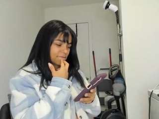 victoria-chicas camsoda stream image