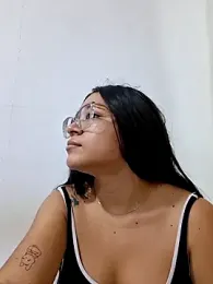 -VICKKY stripchat stream image