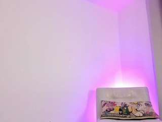 eli-brown camsoda stream image