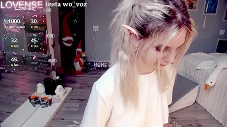 Careful_i_bite stripchat stream image