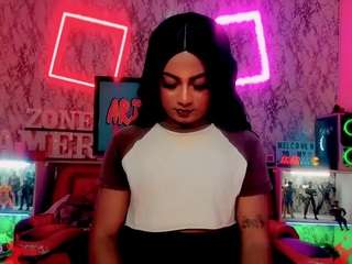 mayka-brunette01 camsoda stream image