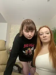 Radiants_two stripchat stream image