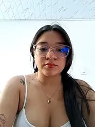 -VICKKY stripchat stream image