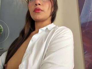 ivyellis camsoda stream image