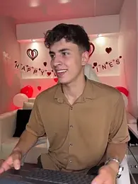 AdrianRinaldi stripchat stream image