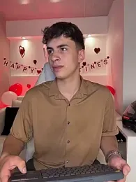 AdrianRinaldi stripchat stream image