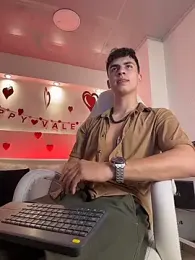 AdrianRinaldi stripchat stream image