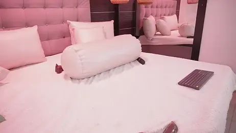 BellaLatinaTS stripchat stream image